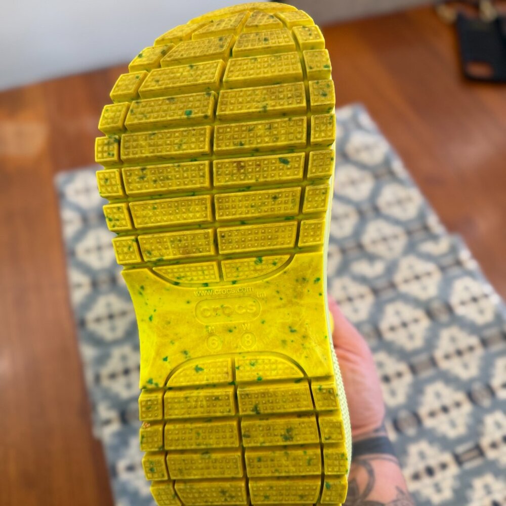 Crocs-Mega Crush Platform Neon Yellow Worn 2x! - Picture 5 of 7